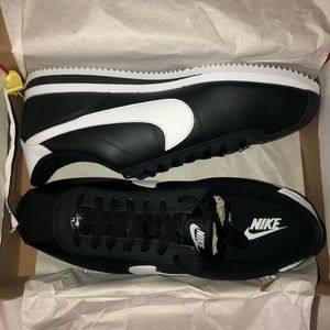 Leather Cortez